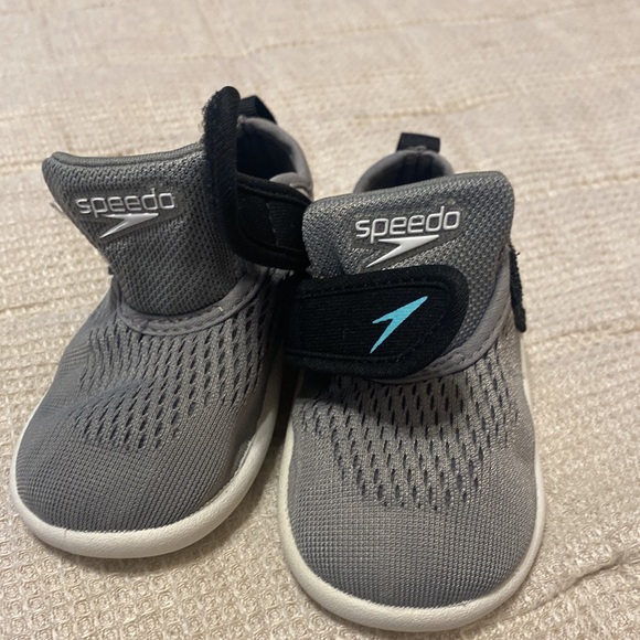 Speedo Water Shoes 5-6T Toddler - Picture 5 of 5